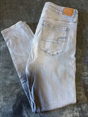 American Eagle Light Wash jegging